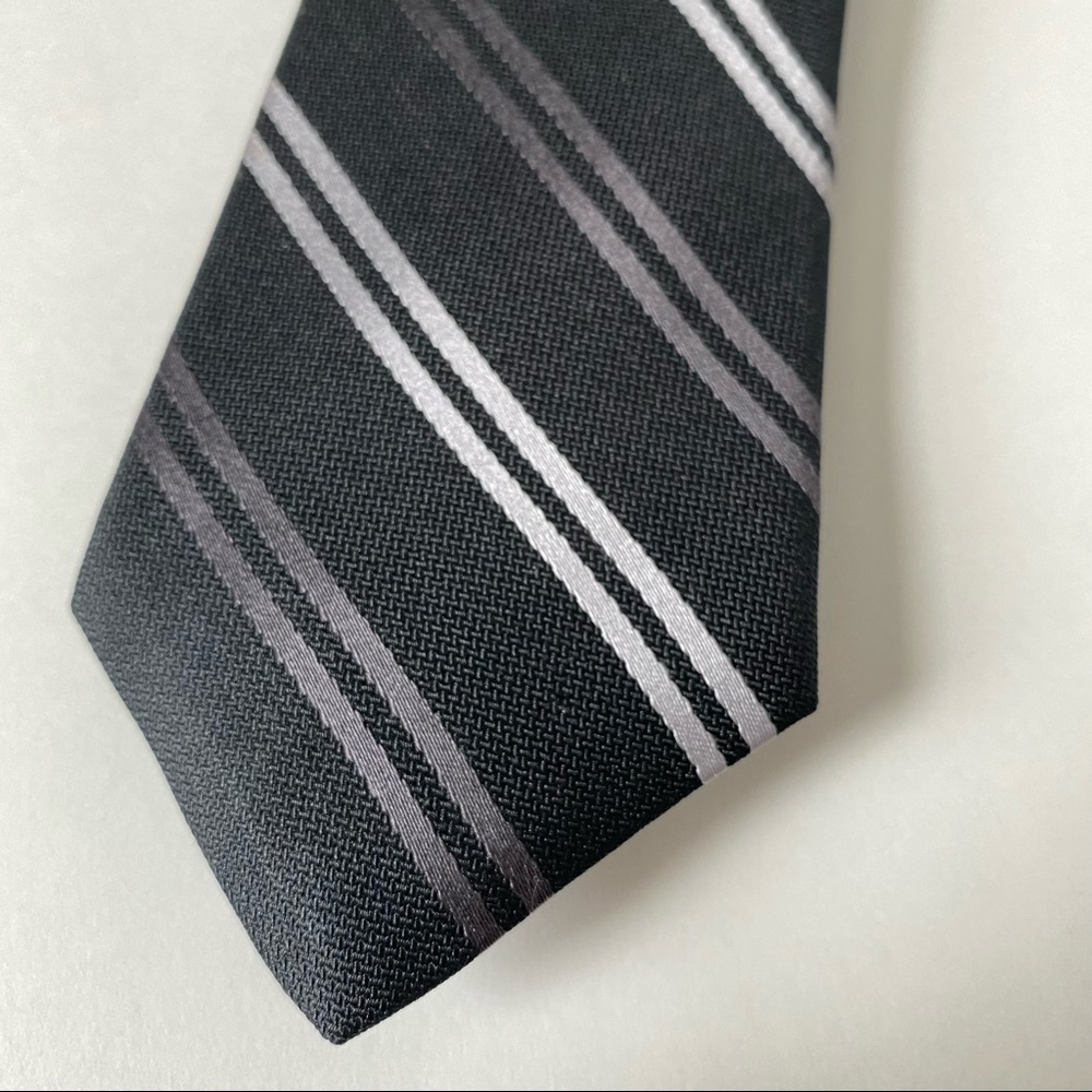 Express Tie - Picture 2 of 5